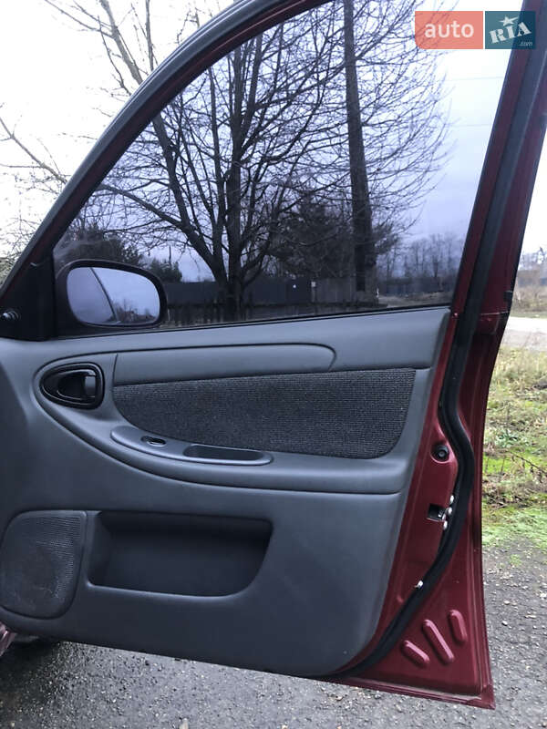 Хетчбек ЗАЗ Lanos 2012 в Івано-Франківську