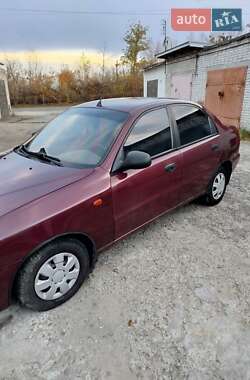 Седан ЗАЗ Lanos 2009 в Новом Роздоле