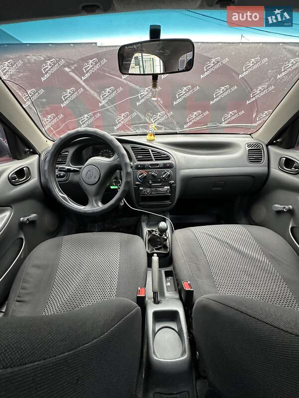 Седан ЗАЗ Lanos 2010 в Сумах