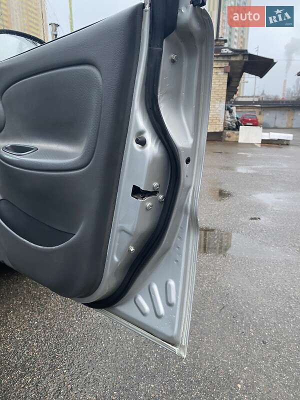 Седан ЗАЗ Lanos 2007 в Києві фото 47 Седан ЗАЗ Lanos 2007 в Києві