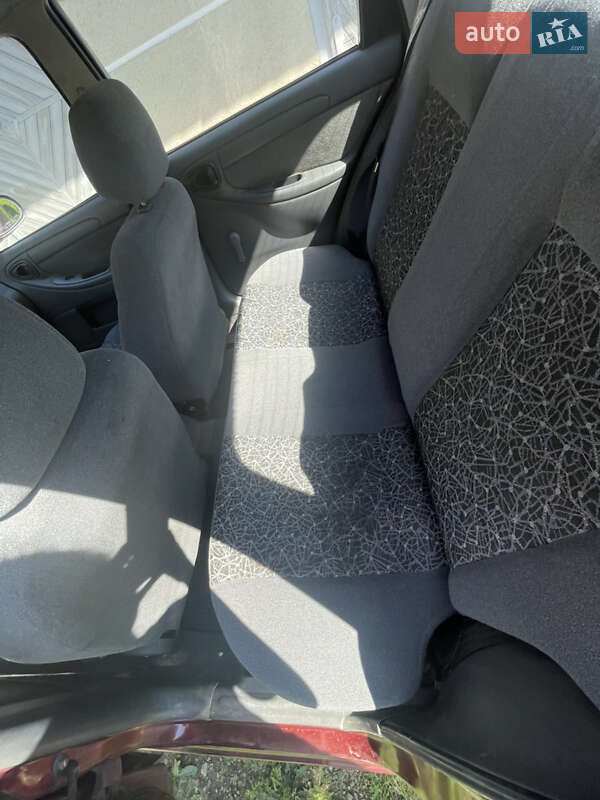 Седан ЗАЗ Lanos 2011 в Калуше