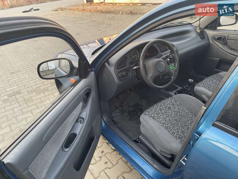 Седан ЗАЗ Lanos 2012 в Луцке