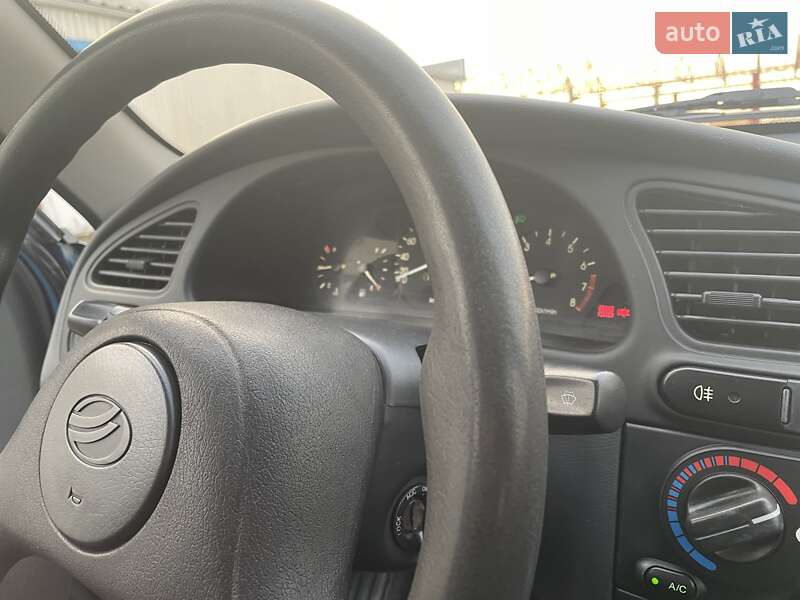 Седан ЗАЗ Lanos 2012 в Луцке