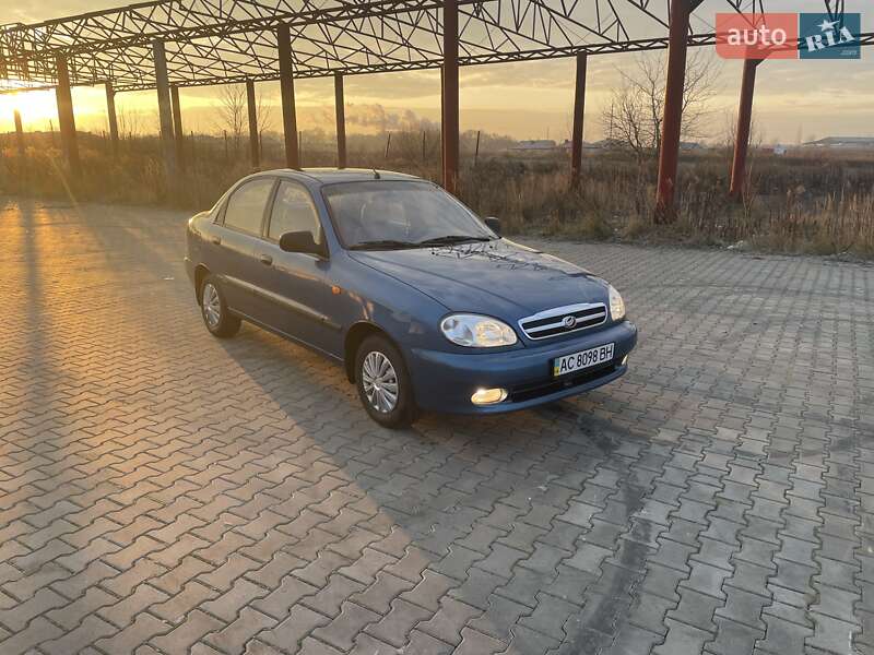 Седан ЗАЗ Lanos 2012 в Луцке