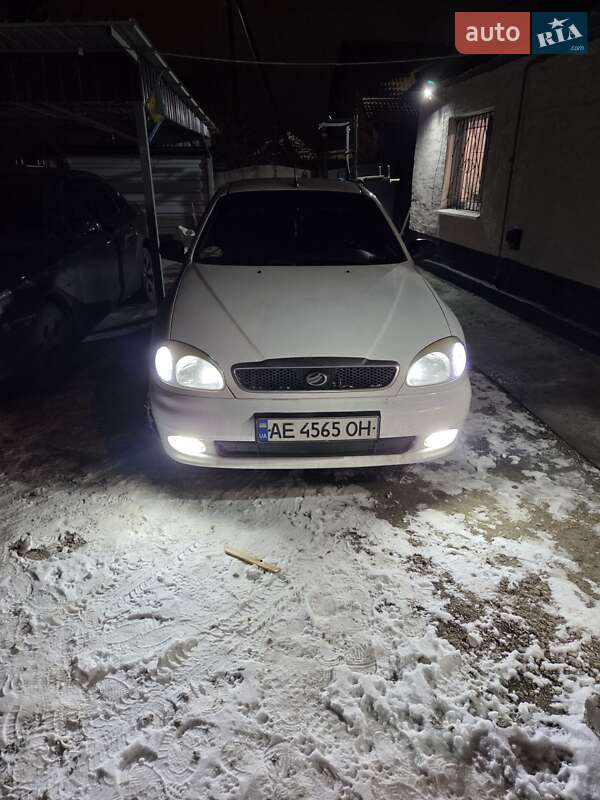 Седан ЗАЗ Lanos 2012 в Днепре