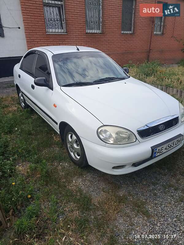 Седан ЗАЗ Lanos 2012 в Днепре