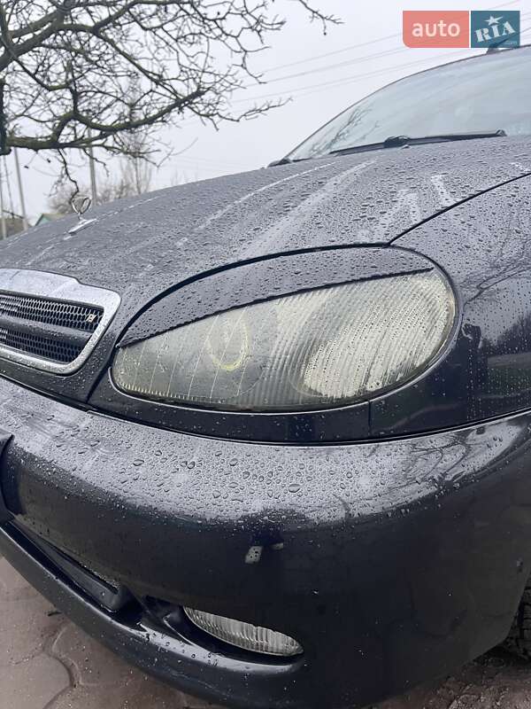 Седан ЗАЗ Lanos 2010 в Николаеве