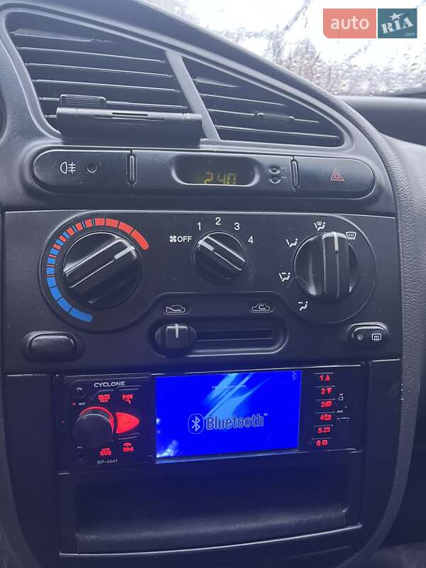 Седан ЗАЗ Lanos 2010 в Николаеве