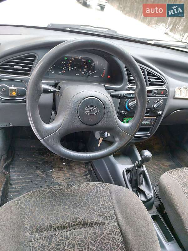 Хэтчбек ЗАЗ Lanos 2010 в Тростянце