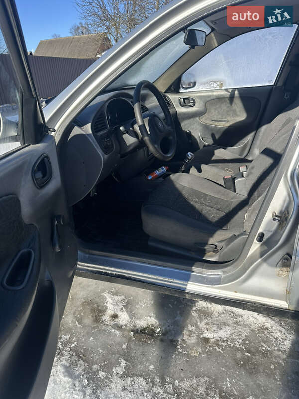 Седан ЗАЗ Lanos 2005 в Тульчине