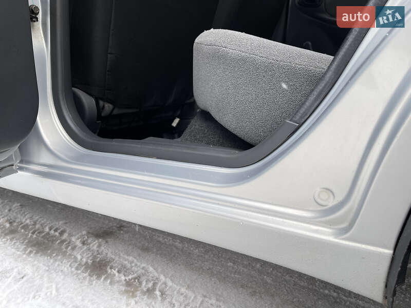 Седан ЗАЗ Lanos 2012 в Славуті