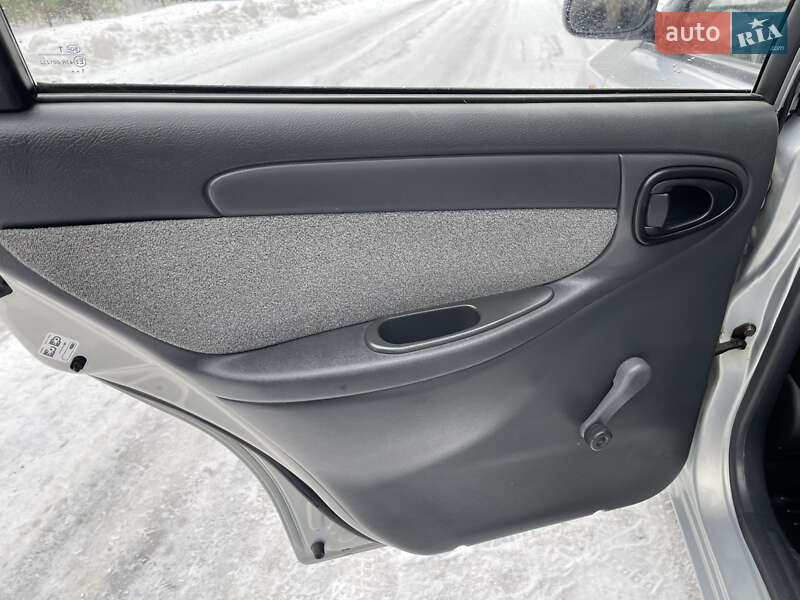 Седан ЗАЗ Lanos 2012 в Славуті