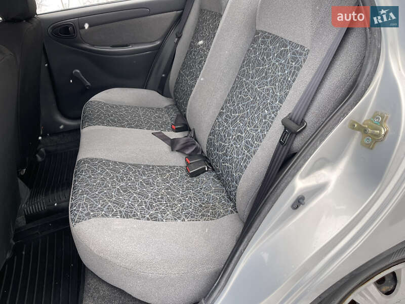 Седан ЗАЗ Lanos 2012 в Славуті