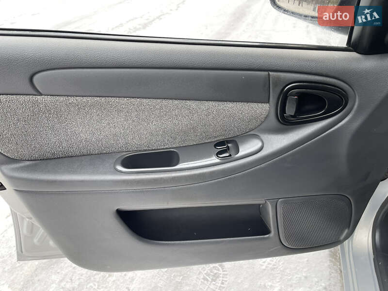 Седан ЗАЗ Lanos 2012 в Славуті