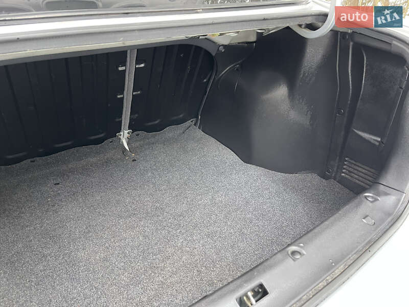 Седан ЗАЗ Lanos 2012 в Славуті