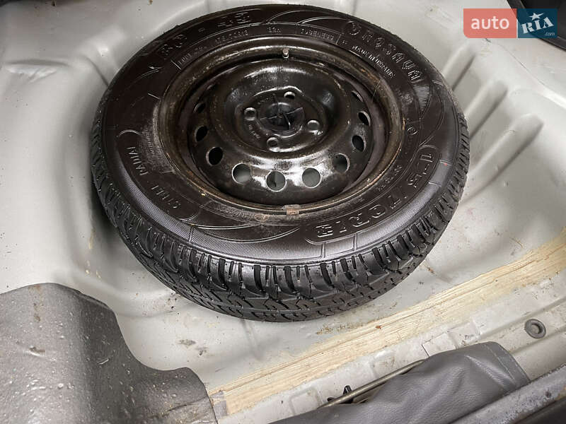 Седан ЗАЗ Lanos 2012 в Славуті