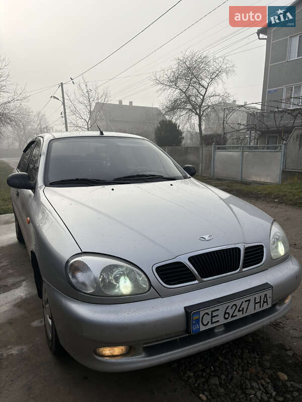 Седан ЗАЗ Lanos 2009 в Черновцах