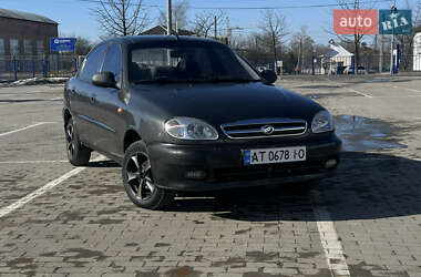 Седан ЗАЗ Lanos 2011 в Долине