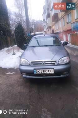 Седан ЗАЗ Lanos 2010 в Ровно