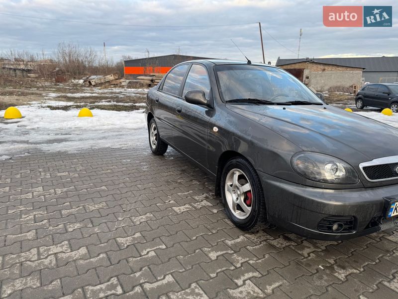 Седан ЗАЗ Lanos 2013 в Киеве