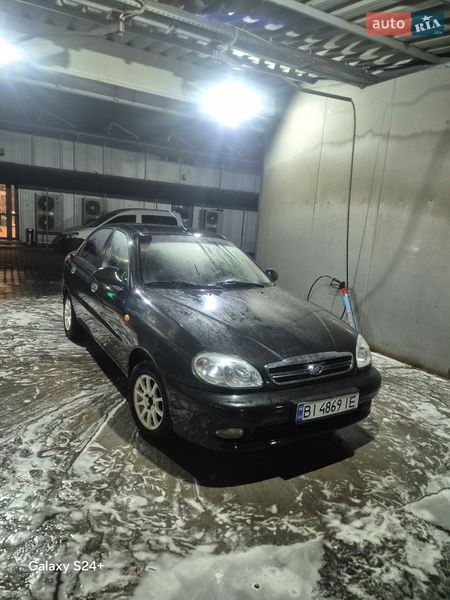 Седан ЗАЗ Lanos 2010 в Киеве