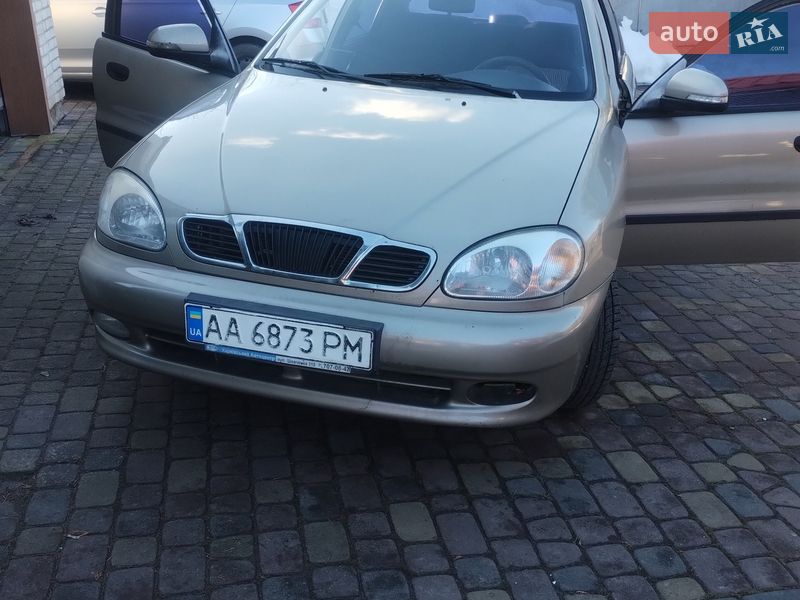 Седан ЗАЗ Lanos 2015 в Луцке