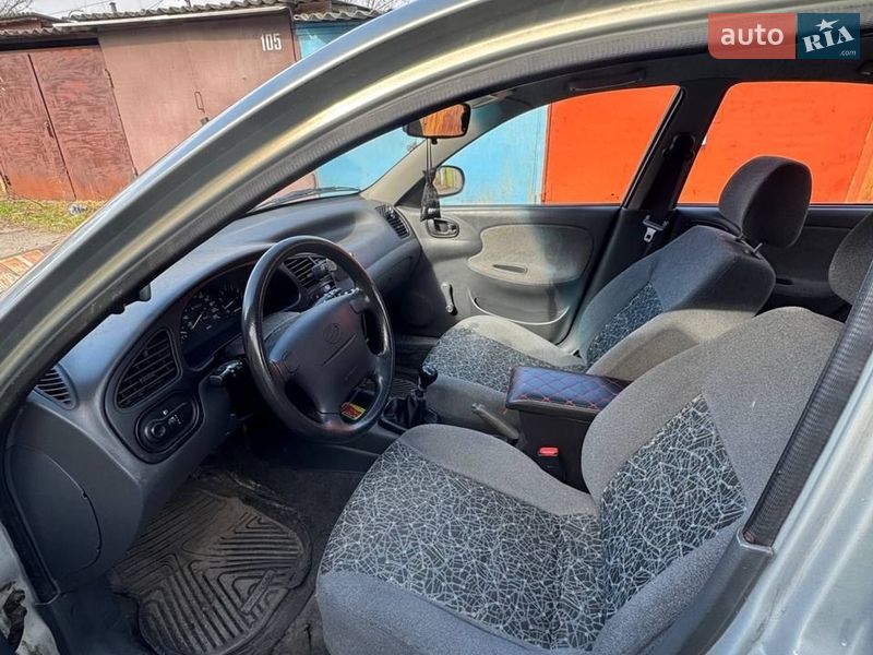 Седан ЗАЗ Lanos 2006 в Киеве