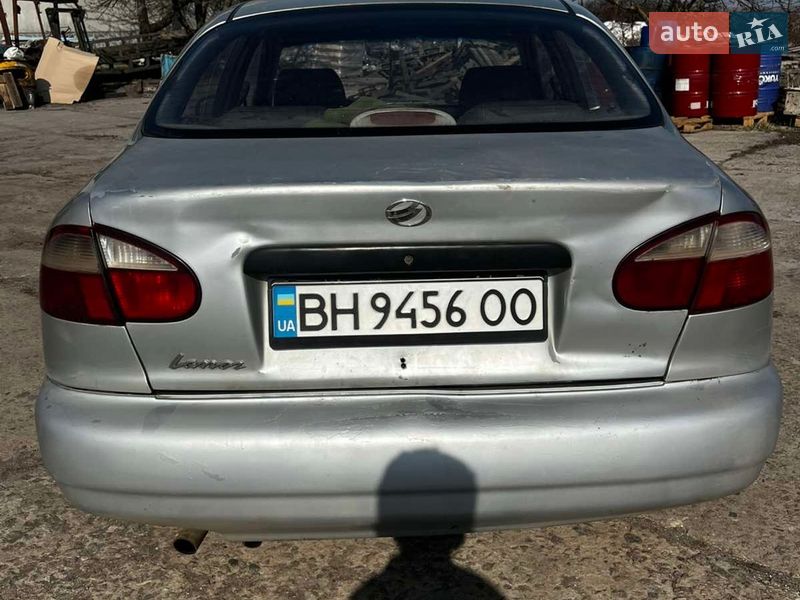 Седан ЗАЗ Lanos 2010 в Одессе