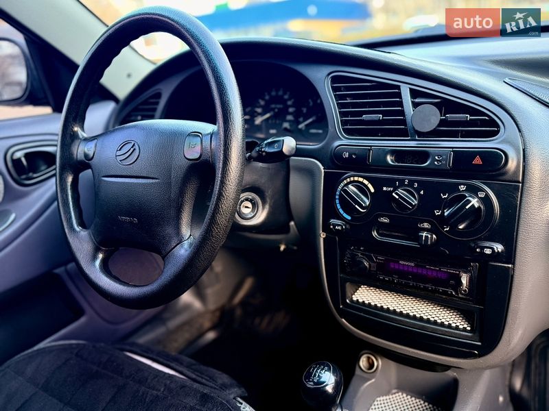 Седан ЗАЗ Lanos 2009 в Ромнах