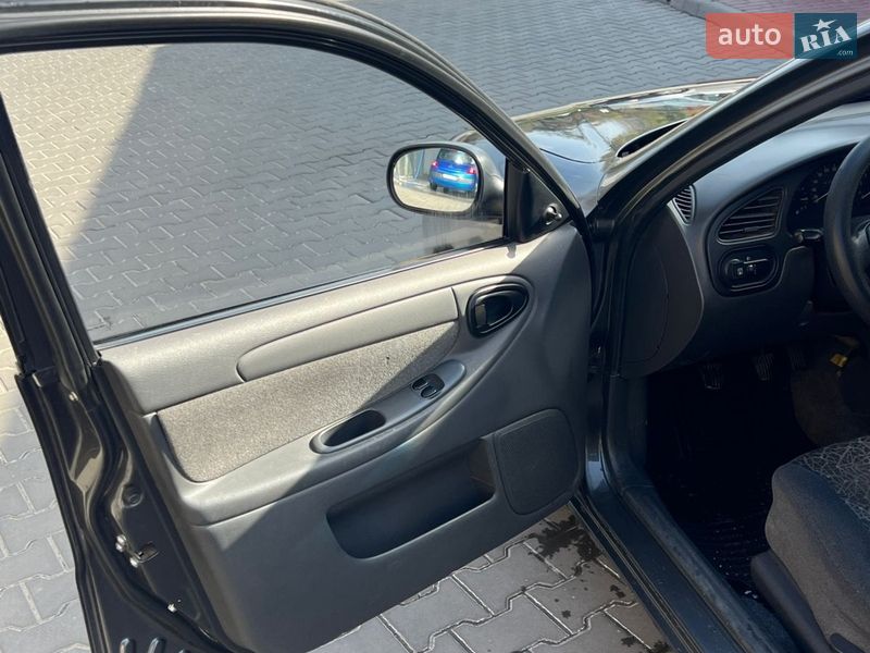 Седан ЗАЗ Lanos 2011 в Луцьку