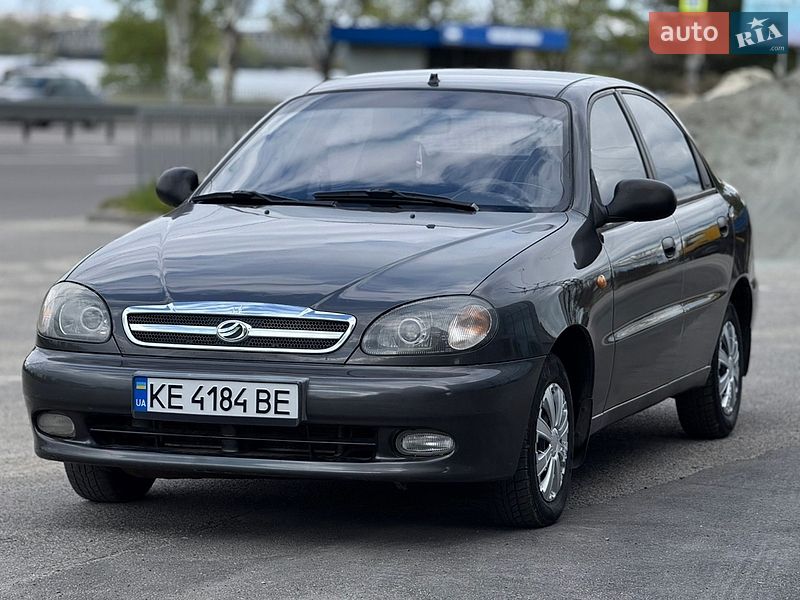 Седан ЗАЗ Lanos 2011 в Дніпрі