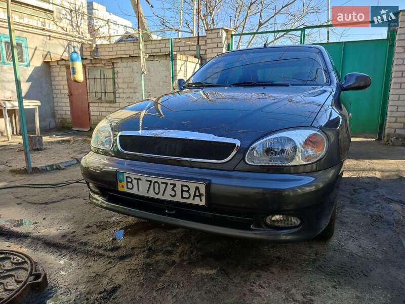 Хэтчбек ЗАЗ Sens 2013 в Херсоне