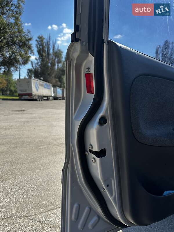 Седан ЗАЗ Sens 2012 в Днепре фото 3 Седан ЗАЗ Sens 2012 в Днепре