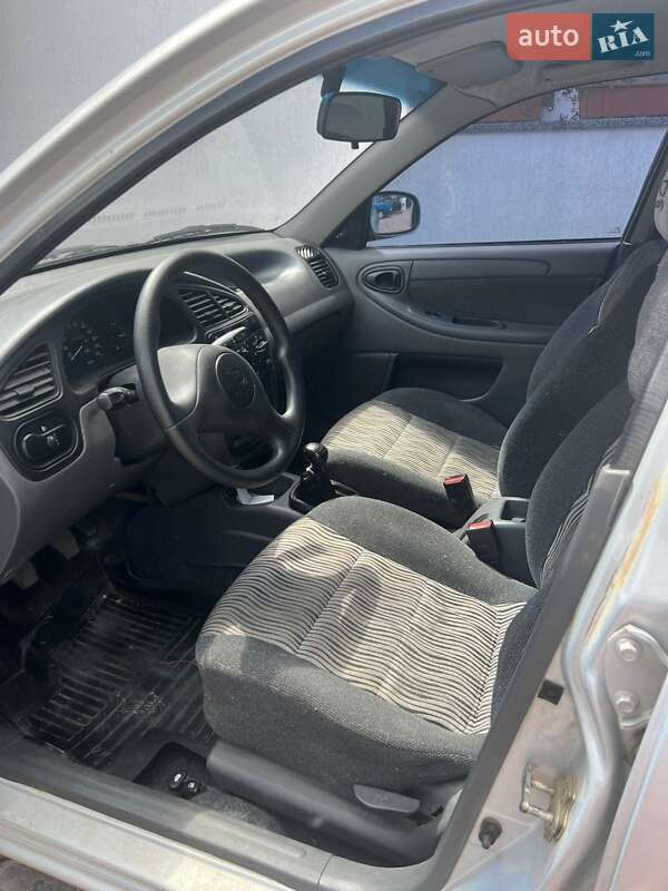 Седан ЗАЗ Sens 2012 в Чернівцях