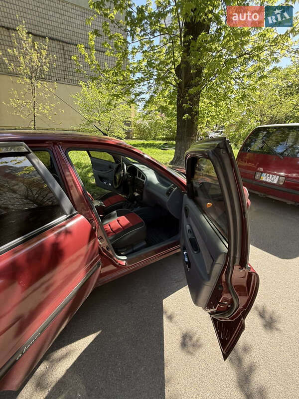 Седан ЗАЗ Sens 2011 в Києві