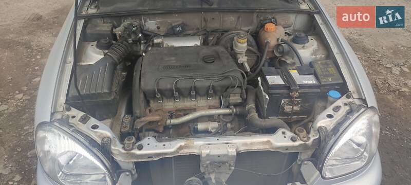 Седан ЗАЗ Sens 2011 в Чернігові