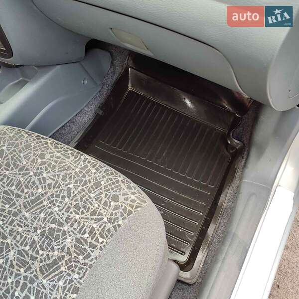 Седан ЗАЗ Sens 2011 в Староконстантинове