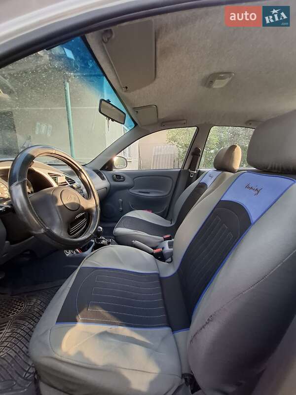 Седан ЗАЗ Sens 2011 в Рудки