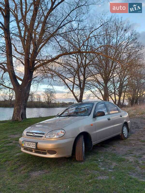 Седан ЗАЗ Sens 2011 в Тернополі