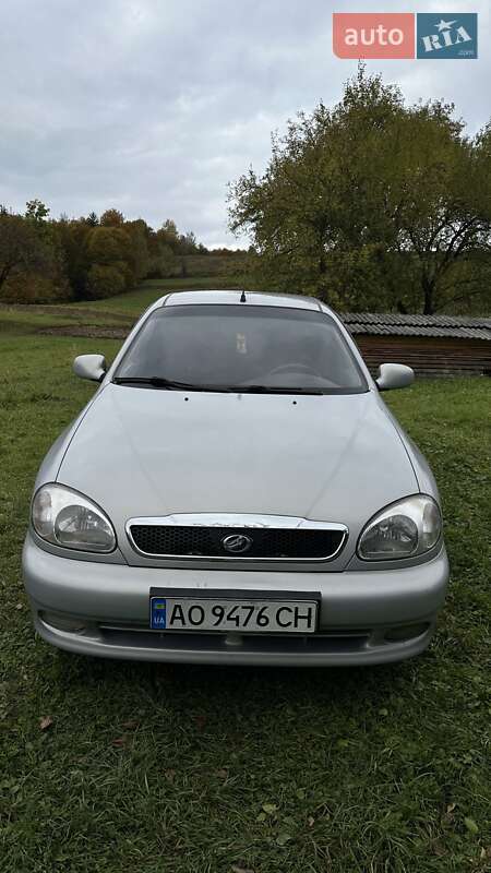 Седан ЗАЗ Sens 2012 в Воловце