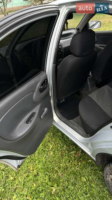 Седан ЗАЗ Sens 2012 в Воловце