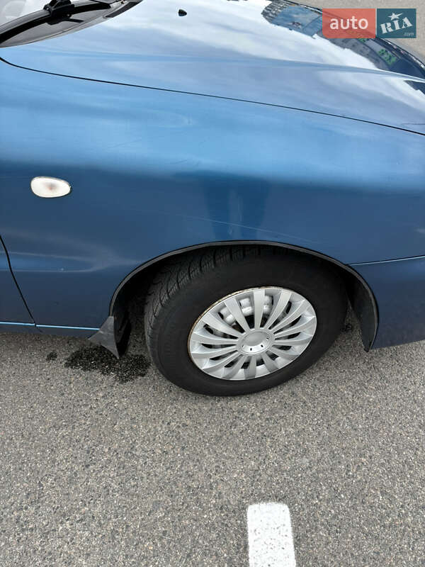 Седан ЗАЗ Sens 2012 в Софіївській Борщагівці