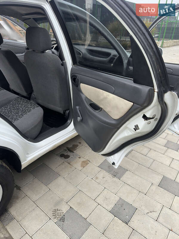 Седан ЗАЗ Sens 2011 в Тернополі фото 17 Седан ЗАЗ Sens 2011 в Тернополі