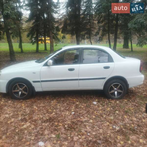 Седан ЗАЗ Sens 2012 в Кривом Роге