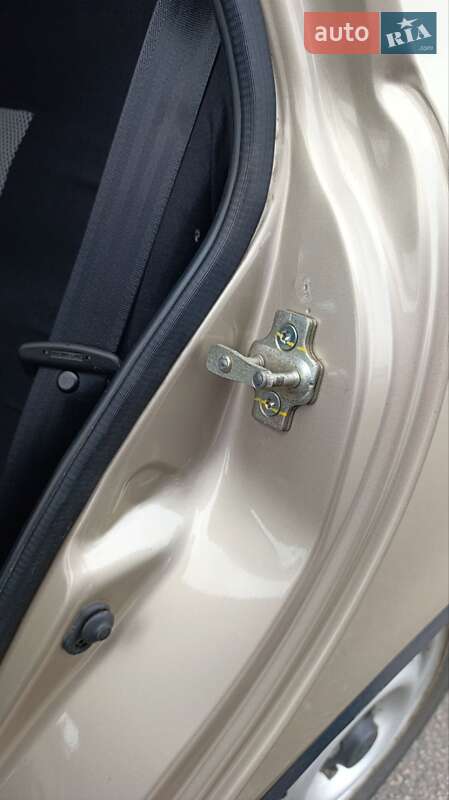 Седан ЗАЗ Sens 2011 в Києві