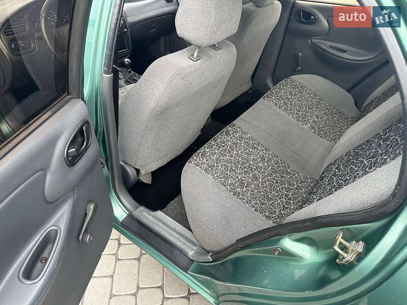 Седан ЗАЗ Sens 2011 в Новомосковске