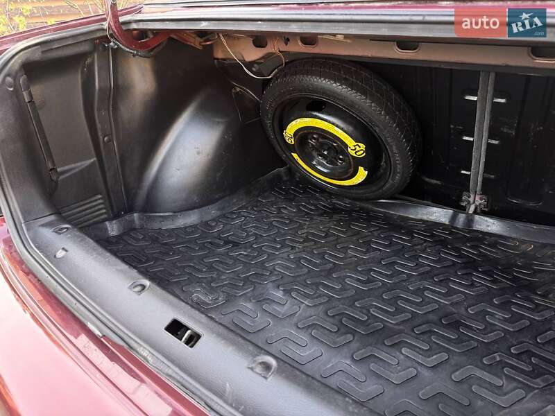 Седан ЗАЗ Sens 2010 в Одессе