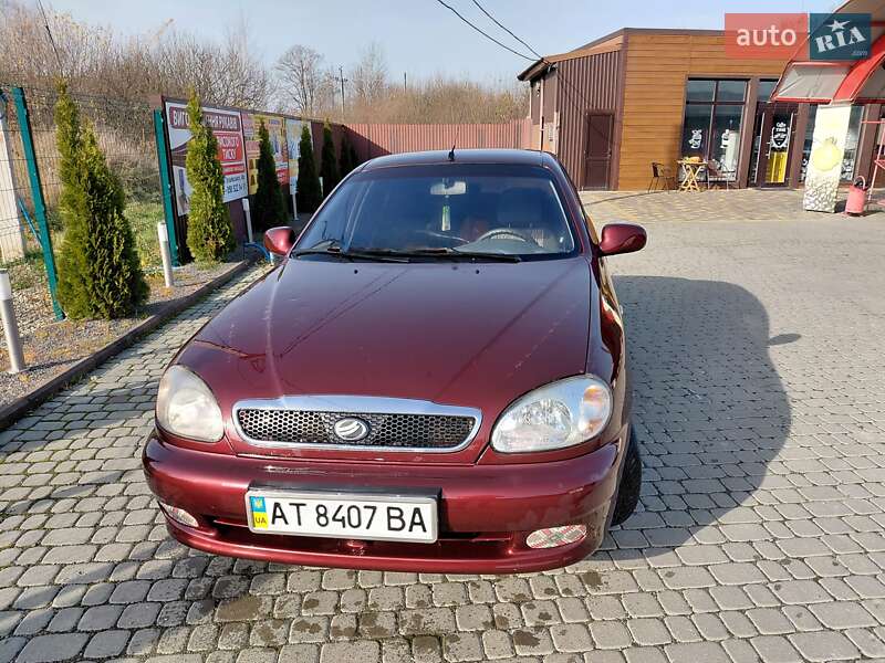 Седан ЗАЗ Sens 2013 в Надворной