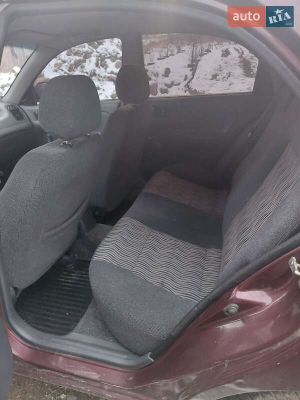 Седан ЗАЗ Sens 2013 в Надворной