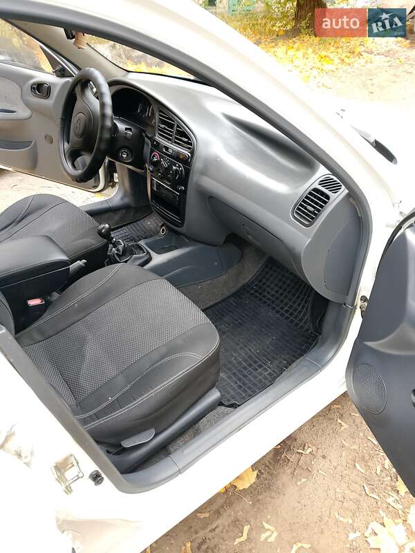 Седан ЗАЗ Sens 2007 в Дніпрі